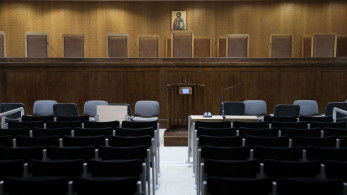 Οι... σαμποτέρ της Δικαιοσύνης συνεχίζουν να παίζουν με τη λάσπη