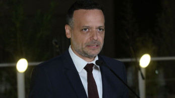 Ο Δούκας του ΠΑΣΟΚ και τα ντεκόρ του Ανδρουλάκη