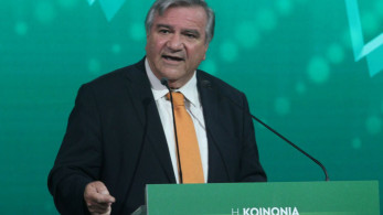 Παραίτηση-βόμβα Καστανίδη: Φεύγω από το ΠΑΣΟΚ του Ανδρουλάκη