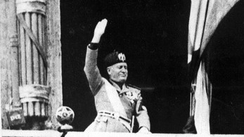 Σαν σήμερα η Ιταλία είπε «ναι» στον Μουσολίνι και τον φασισμό