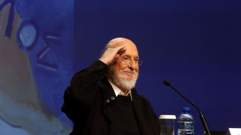 «Ας κρατήσουν οι χοροί» - Επώνυμοι και ανώνυμοι αποχαιρετούν τον Διονύση Σαββόπουλο