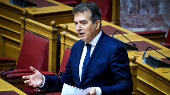 Χρυσοχοΐδης για Άγνωστο Στρατιώτη: Σε αυτά που είναι και ιερά και κοινά οφείλουμε τον μέγιστο σεβασμό