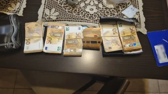 Εξάρθρωση κυκλώματος απάτης με «επενδύσεις» μαϊμού: γνωστός επιχειρηματίας ο «εγκέφαλος» (photos)