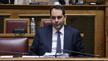 Πετραλιάς: Η μεγαλύτερη μείωση φόρων των τελευταίων 30 ετών - Τιμή και καμάρι μας η μάχη κατά της φοροδιαφυγής