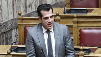 Μήνυμα Πλεύρη στους παράνομους μετανάστες: Ζητήστε επιστροφή αλλιώς φυλακή και απέλαση