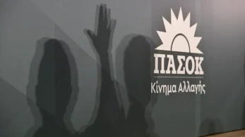 Ο διευθυντής της Interview για ΠΑΣΟΚ: «Ευτυχώς» είναι κολλημένη η βελόνα διότι έχει και χειρότερα