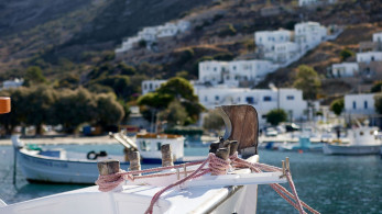 Οι ψαράδες της Αμοργού μάς έβαλαν τα «γυαλιά»