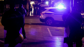 14 τραυματισμοί από βεγγαλικά σε έναν μήνα - Δεκάδες συλλήψεις το βράδυ της Ανάστασης στην Αττική (photos)