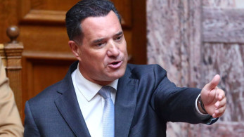 Γεωργιάδης σε Νατσιό: «Φέρνετε στη Βουλή ψεύτικες φωτογραφίες από το Διαδίκτυο, είστε λαϊκιστές»