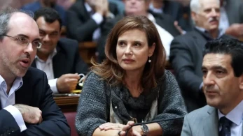 Νέες βολές Μπατζελή κατά Ανδρουλάκη: το ΠΑΣΟΚ βρίσκεται σε περιδίνηση