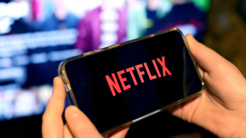 Mega-deal στο Χόλιγουντ: η Netflix εξαγοράζει τη Warner Bros. Discovery έναντι 82,7 δισ. δολαρίων