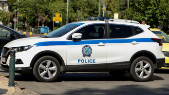 Εξάρθρωση κυκλώματος με «βιτρίνα» 9 καταστήματα ψιλικών - Ανήλικοι πωλούσαν λαθραία καπνικά