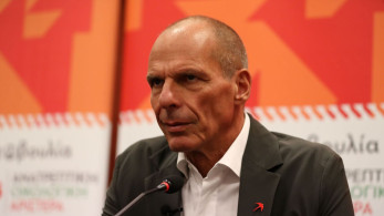Ο Βαρουφάκης απαντά στον Τσίπρα για τα... κουπόνια (video)