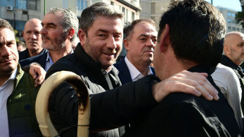 Στηρίζει το ΠΑΣΟΚ το κλείσιμο δρόμων και τελωνείων;