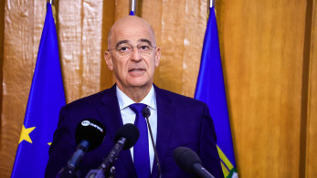 Ξενάγηση Δένδια στις εγκαταστάσεις της εταιρείας κατασκευής drones Matternet στην Καλιφόρνια