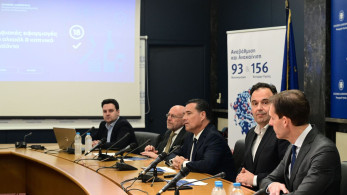 «Φρένο» σε αλκοόλ και τσιγάρα για ανηλίκους σε καταστήματα και πάρτι - Πώς θα επαληθεύεται η ηλικία