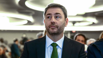 Τα κατάφερε (πάλι) ο «κραταιός Νικόλας»: το ΠΑΣΟΚ… βλέπει την πλάτη της Ζωής