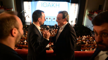 Φάμελλος-Χαρίτσης σε τροχιά σύμπλευσης: πώς οι κινήσεις Τσίπρα αναγκάζουν ΣΥΡΙΖΑ και Νέα Αριστερά να ψάξουν κοινό βηματισμό