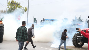 Η δημοκρατία στα μπλόκα