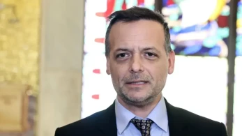 Απίστευτος Δούκας: δίνει κυλικείο του Δήμου δωρεάν στις αναρχικές συλλογικότητες
