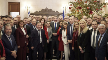 Συνάντηση του Κυριάκου Μητσοτάκη με τους βουλευτές της ΝΔ στο Μαξίμου - Το δώρο που τους έκανε (photos)