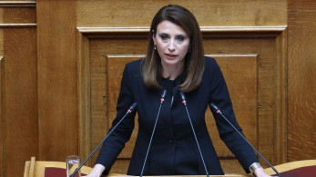 Σε αναμμένα κάρβουνα ο Σωκράτης Φάμελλος λόγω της Νίνας Κασιμάτη που διαφοροποιείται ξανά από τη γραμμή
