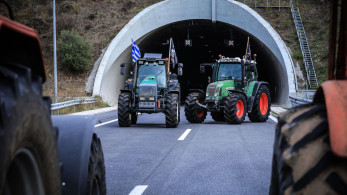 Στην Ελλάδα, σύντροφοι, δεν ψηφίζουν μόνο οι αγρότες