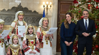 Κάλαντα Πρωτοχρονιάς στον Κυριάκο Μητσοτάκη (photos & video)