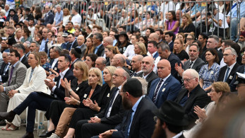Αυστραλία: Τιμώντας τους 15 νεκρούς Εβραίους του Μποντάι - Το μήνυμα του Χέρτζοκ - Αποδοκιμασία για τον Αλμπανέζι