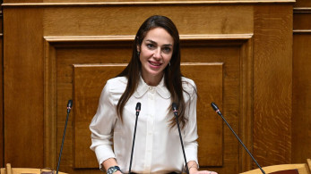 Η Δόμνα Μιχαηλίδου εξηγεί πώς φτιάχνεται ένα νομοσχέδιο (video)
