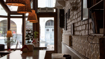 Τα νέα σενάρια για το κούρεμα στα ενοίκια καταστημάτων