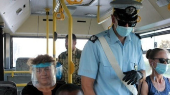 Ξεπέρασαν τις 500 οι παραβάσεις των μέτρων κατά του κορωνοϊού