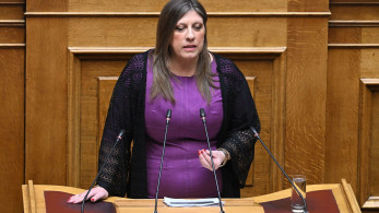 Η Ζωή Κωνσταντοπούλου και ο Κώστας Μπάρκας του ΣΥΡΙΖΑ προκάλεσαν χάος στην Ολομέλεια της Βουλής