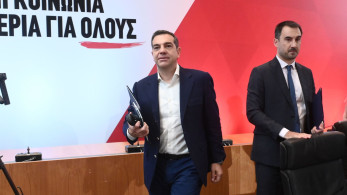 Τσίπρας σε απελπισία καλεί Χαρίτση