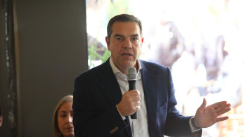 Ο Τσίπρας κάνει την καρδιά του… πέτρα: δεν βρίσκει στελέχη και θα δεχθεί και συριζαίους