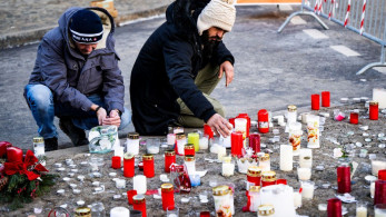 Ελβετία: τι λέει ο ιδιοκτήτης του μοιραίου μπαρ μετά την τραγωδία