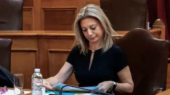 Καρυστιανού: το συνέδριο για τον ψηφιακό ολοκληρωτισμό, η Νίκη 2.0 και η «αιματηρή επανάσταση»
