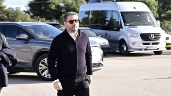 Η αγωνία του Ανδρουλάκη οδηγεί σε νέες πολιτικές γκάφες: το ΠΑΣΟΚ ταυτίζεται με τους αγροτοπατέρες