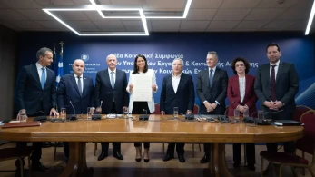 Σε δημόσια διαβούλευση το νομοσχέδιο για τις ΣΣΕ - Τι αλλάζει