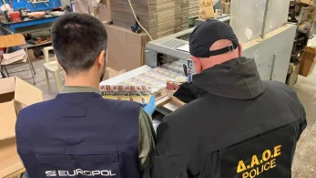 Κύκλωμα λαθραίων καπνικών προϊόντων: οι ανακοινώσεις της ΕΛΑΣ για τη δράση τους