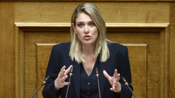 Άννα Ευθυμίου: Πολυεπίπεδη η αντιμετώπιση του δημογραφικού
