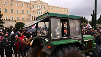 Σε εξέλιξη το αγροτικό συλλαλητήριο με τρακτέρ στο κέντρο της Αθήνας (photos)