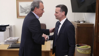 Δούκας κόβει, Φάμελλος ράβει για την... προοδευτική διακυβέρνηση