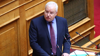 Ο βουλευτής του ΠΑΣΟΚ που ζητάει καθιέρωση τουρκικής γλώσσας στις εξετάσεις οδήγησης