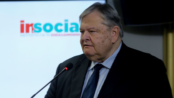 Η προσωπική πικρία οδηγός για τις επιθέσεις Βενιζέλου