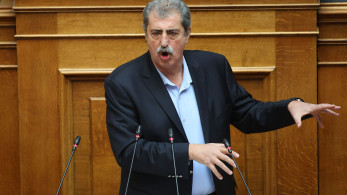 Παύλος Πολάκης: Ο «αψύς Σφακιανός» σε νέα έξαρση - Σημαίες, μέτωπα και επαναστατική ρητορική χωρίς σχέδιο