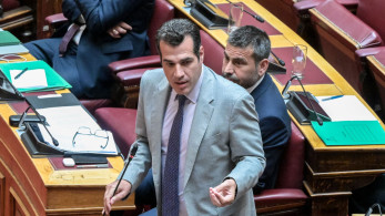 Θάνος Πλεύρης: Η νομοθεσία για τη μπούρκα υπό εξέταση - Μελετάμε πρακτικές άλλων χωρών