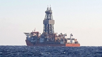 ΗΠΑ: Σενάρια για 90ήμερο «μπλόκο» στις εξαγωγές ντίζελ, διαψεύδει ο Λευκός Οίκος