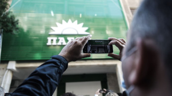 Στο ΠΑΣΟΚ ανακάλυψαν γιατί είναι κολλημένη η βελόνα - τώρα ψάχνουν τη μία... ψήφο