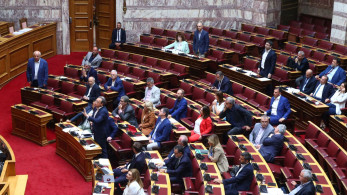 Έμεινε με 17 βουλευτές ο ΣΥΡΙΖΑ: ανεξαρτητοποιήθηκαν Μεϊκόπουλος, Μαμουλάκης και Κοντοτόλη